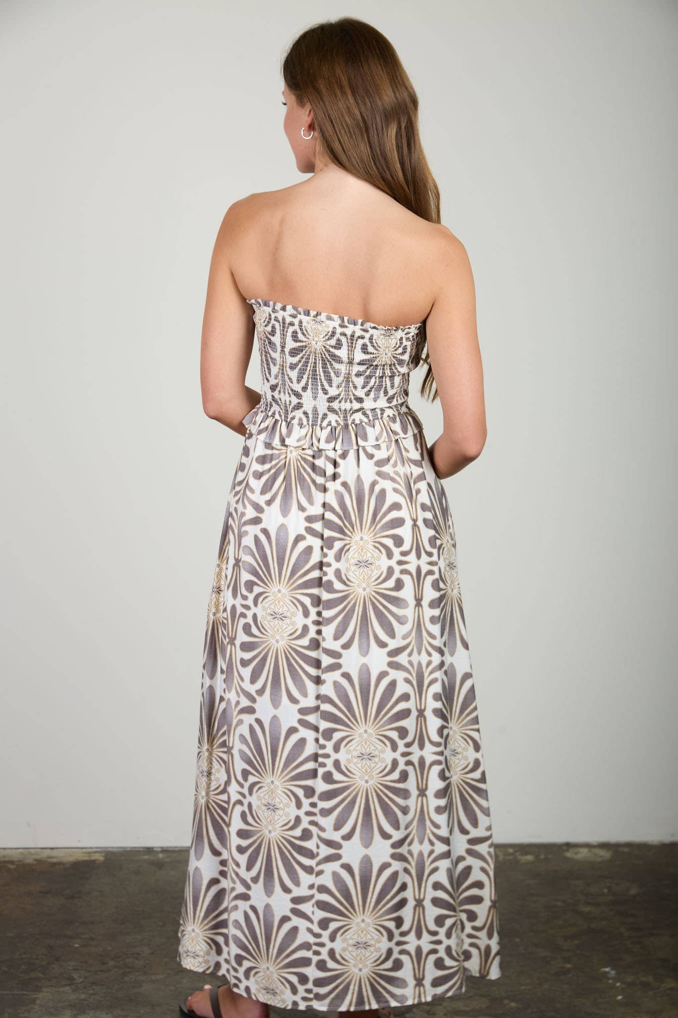 DEMASK PATTERN STRAPLESS SMOCKED MIDI SUNDRESS