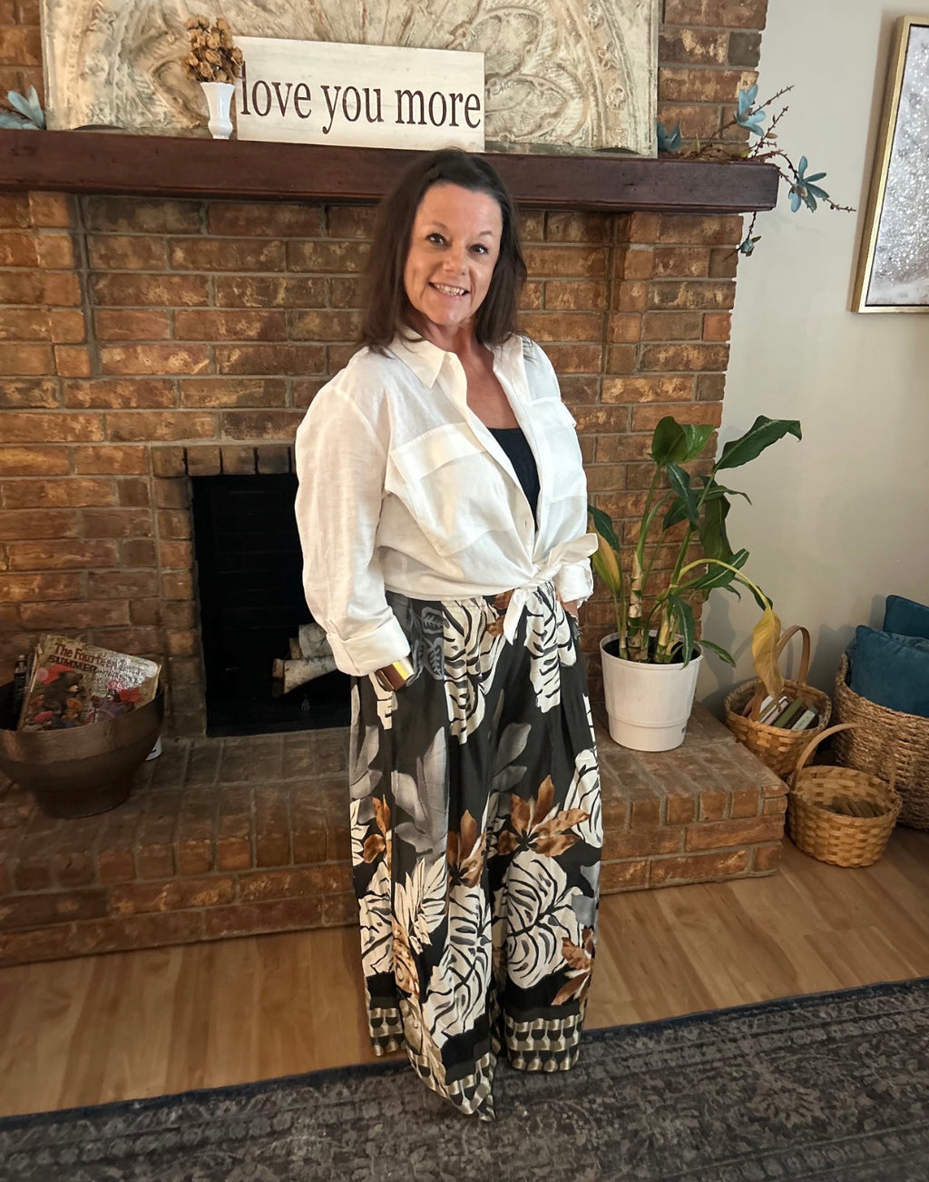 Black Botanical Print Wide-Leg Pants