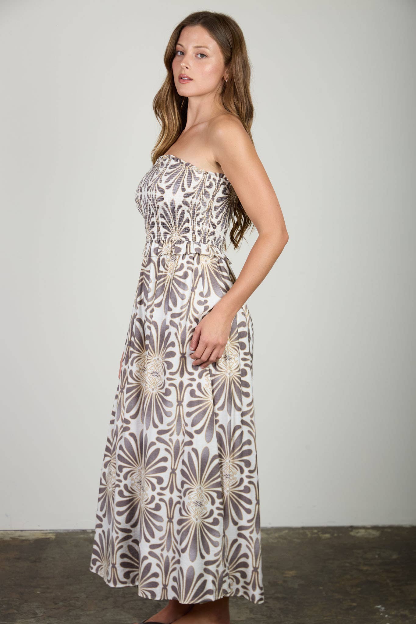 DEMASK PATTERN STRAPLESS SMOCKED MIDI SUNDRESS
