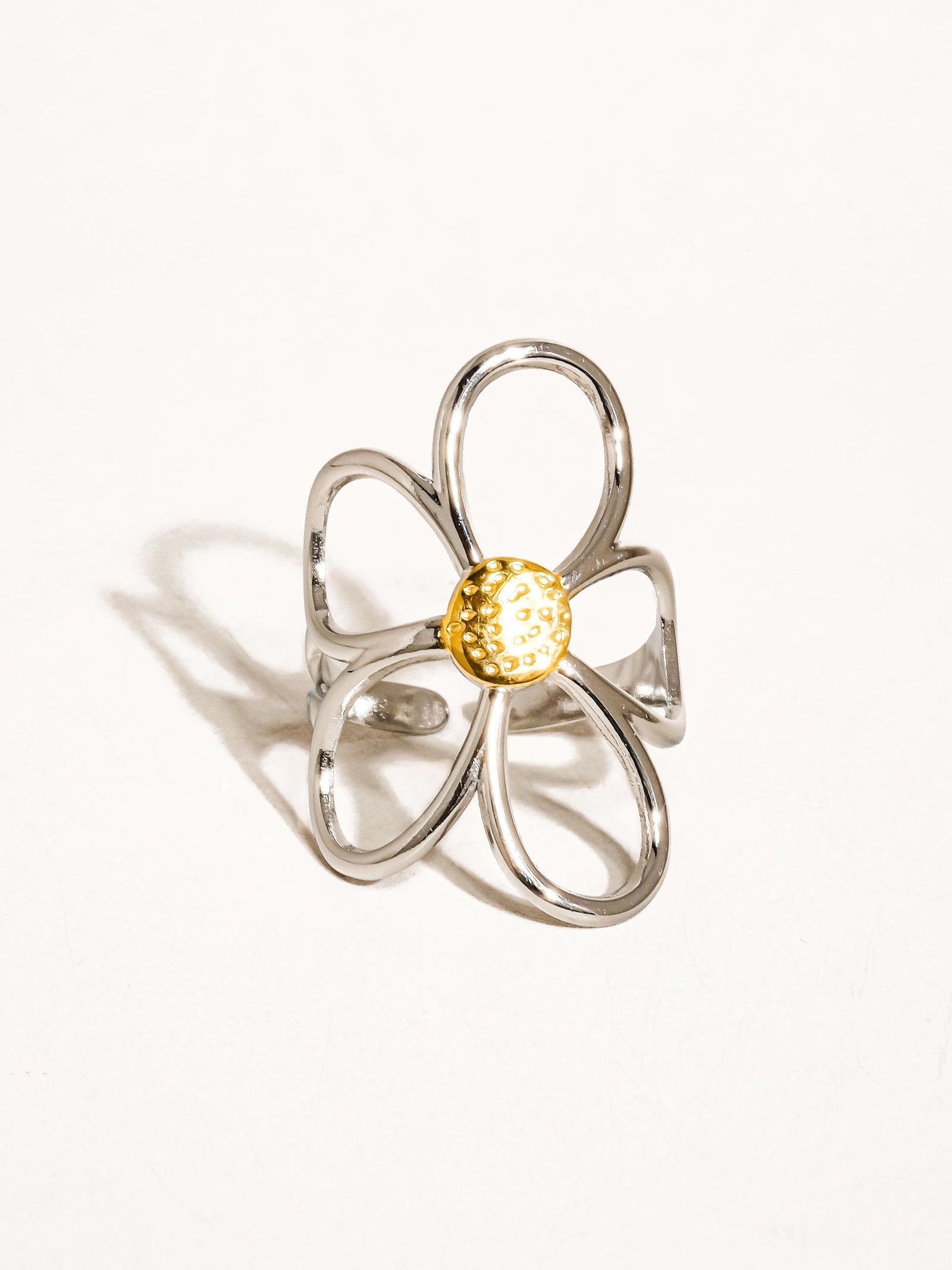 Daisy Flower Ring